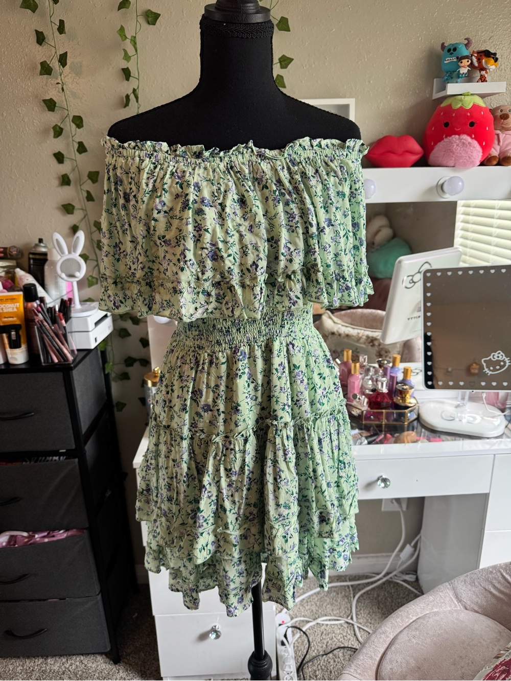 Forever 21 Pale Green Floral One-Shoulder Ruffle Dress